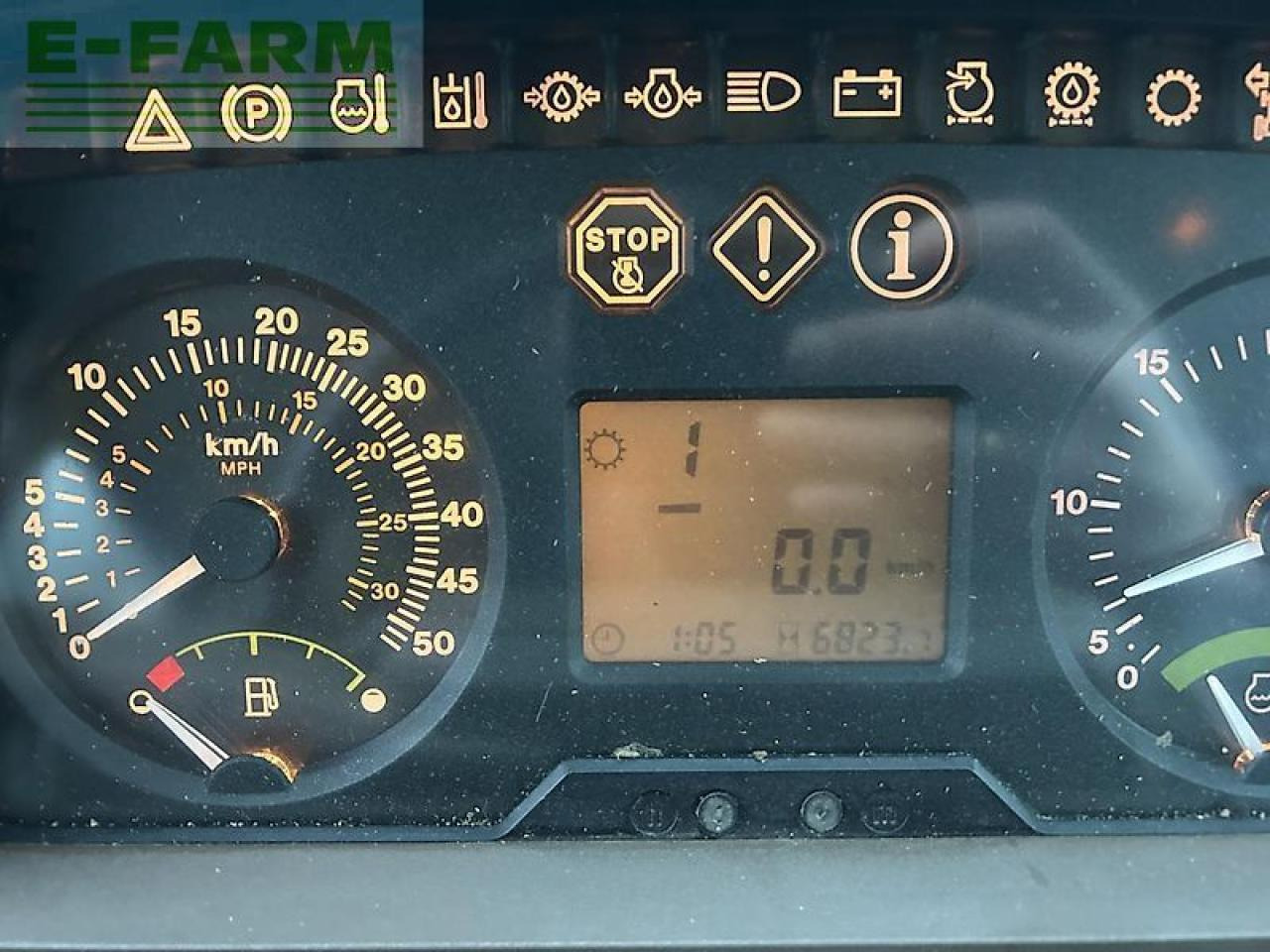 John Deere 6110 - جرار: صور 5 John Deere 6110 - جرار: صور 5