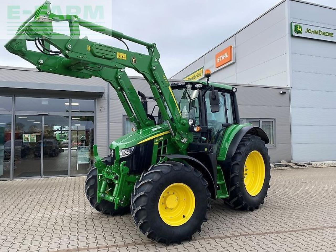 John Deere 6120m mit frontlader 623r - جرار: صور 1 John Deere 6120m mit frontlader 623r - جرار: صور 1