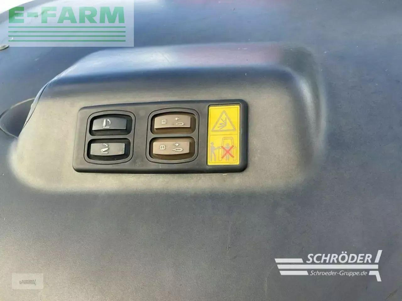 جرار John Deere 6230 r: صور 11 جرار John Deere 6230 r: صور 11