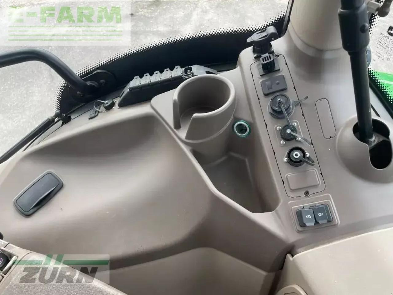 جرار John Deere 6250r: صور 25