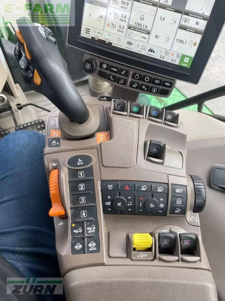 جرار John Deere 6250r: صور 26