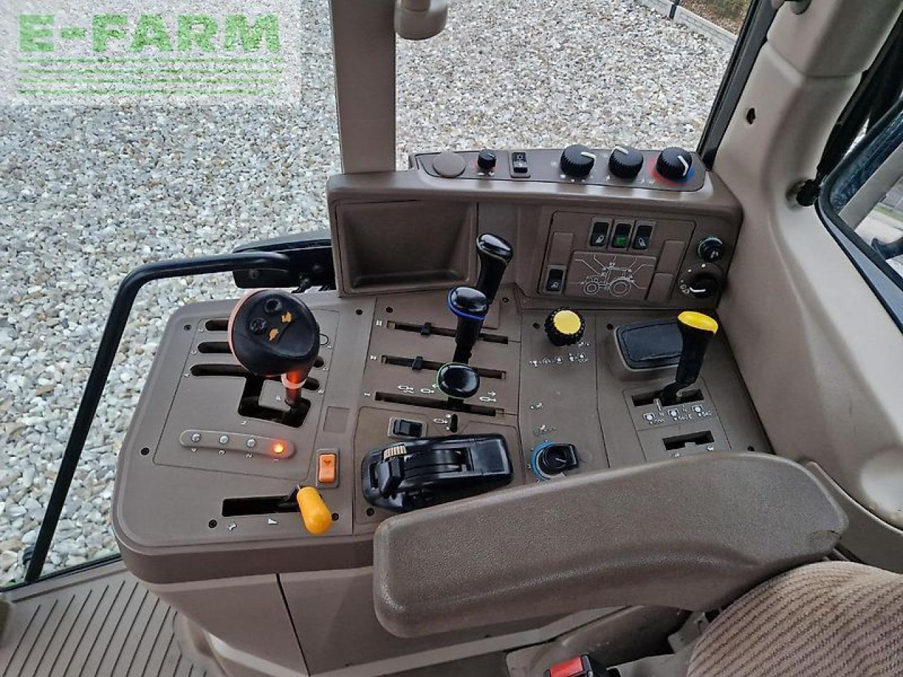 جرار John Deere 6830: صور 8