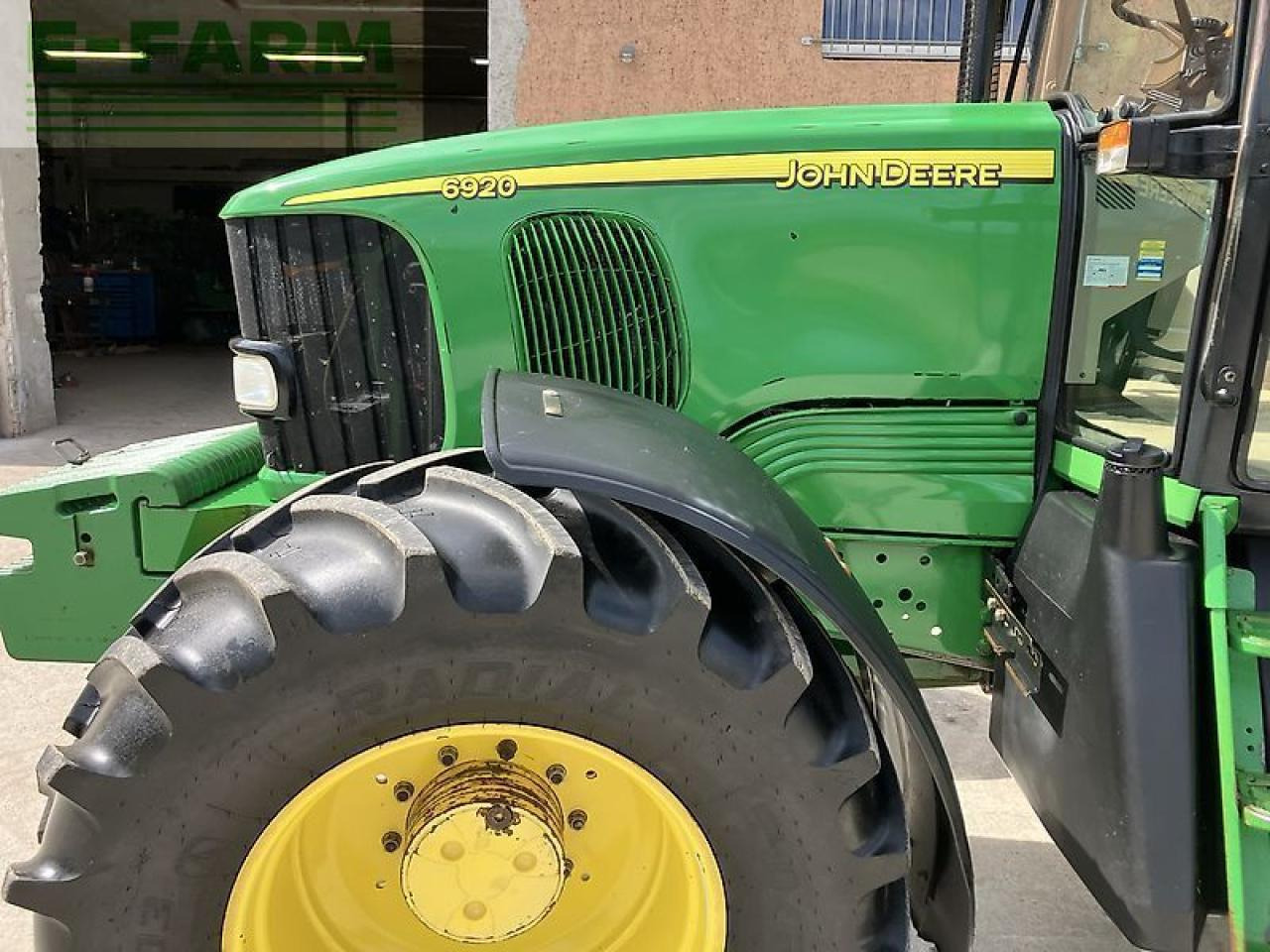 جرار John Deere 6920 s *auto quad*: صور 20