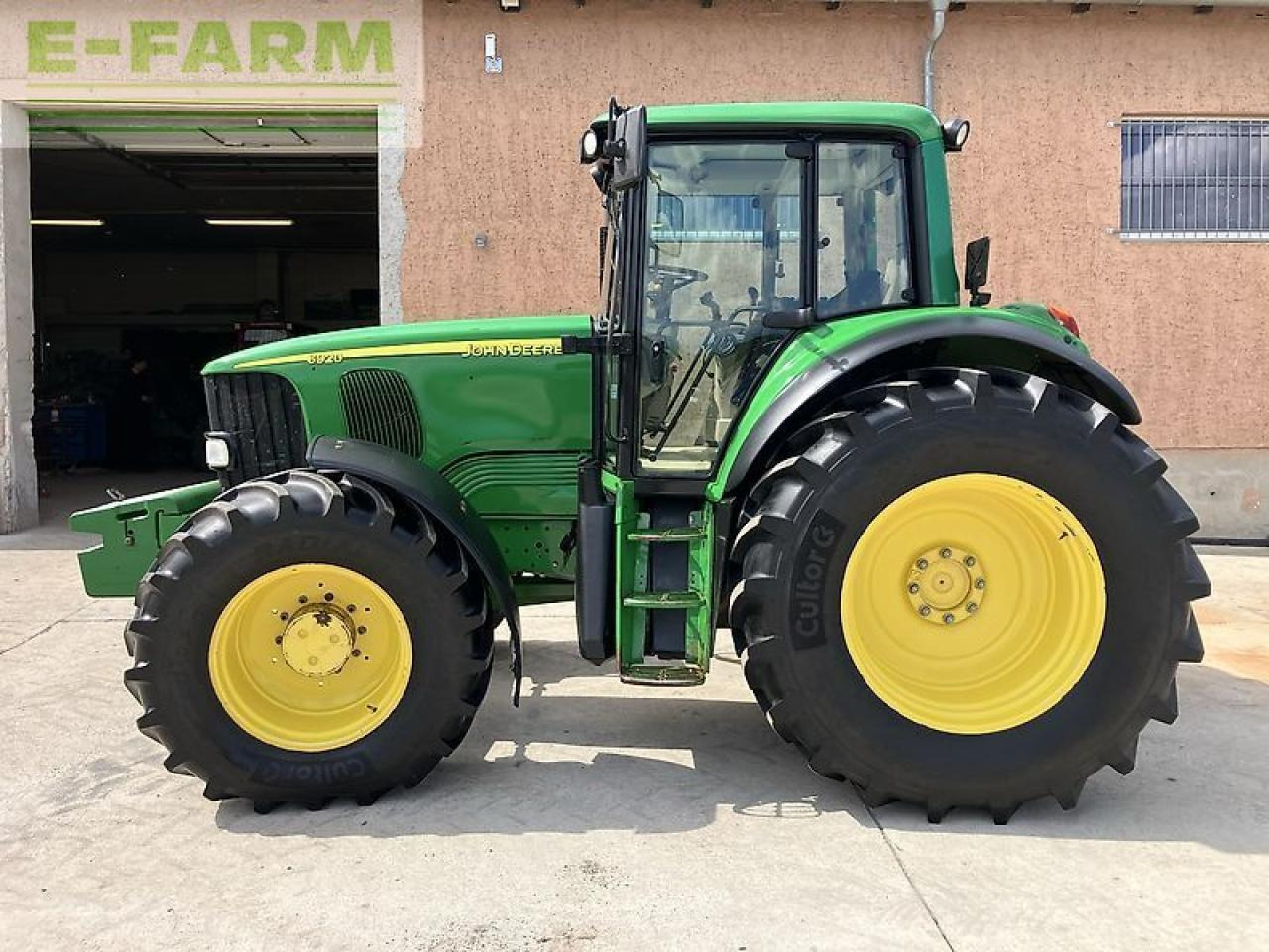 جرار John Deere 6920 s *auto quad*: صور 15