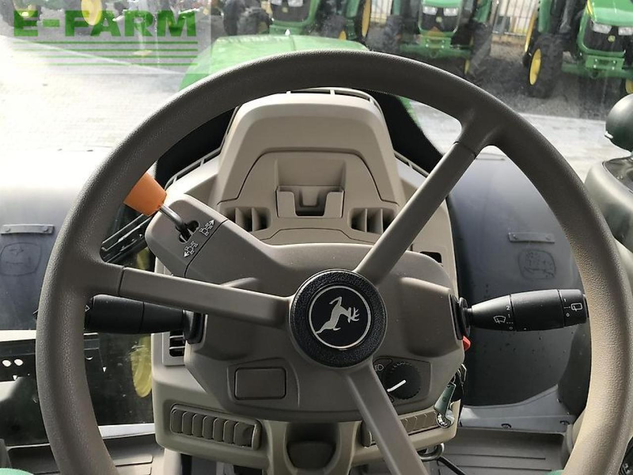 جرار John Deere 6r 185: صور 11 جرار John Deere 6r 185: صور 11