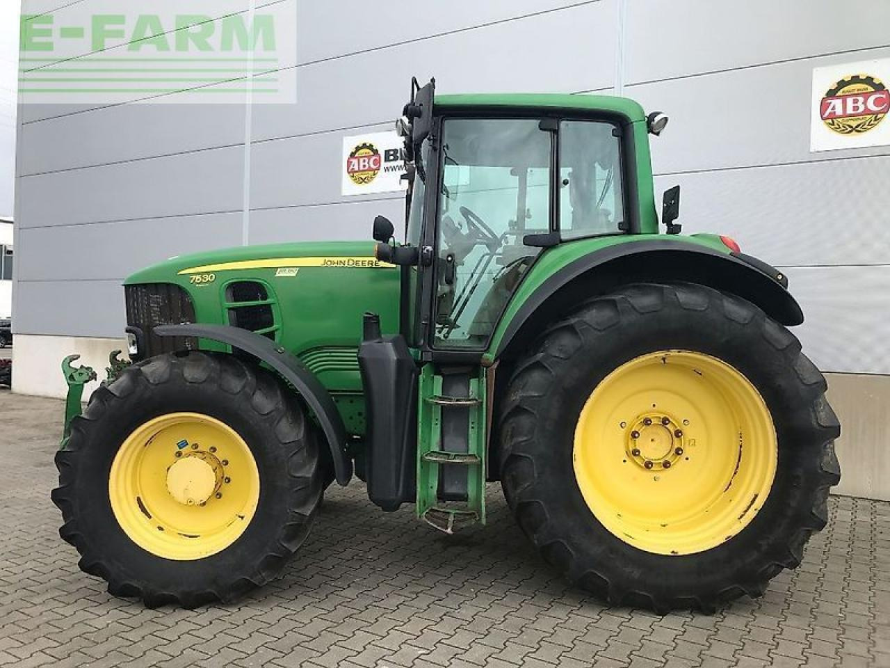 John Deere 7530 - جرار: صور 2 John Deere 7530 - جرار: صور 2