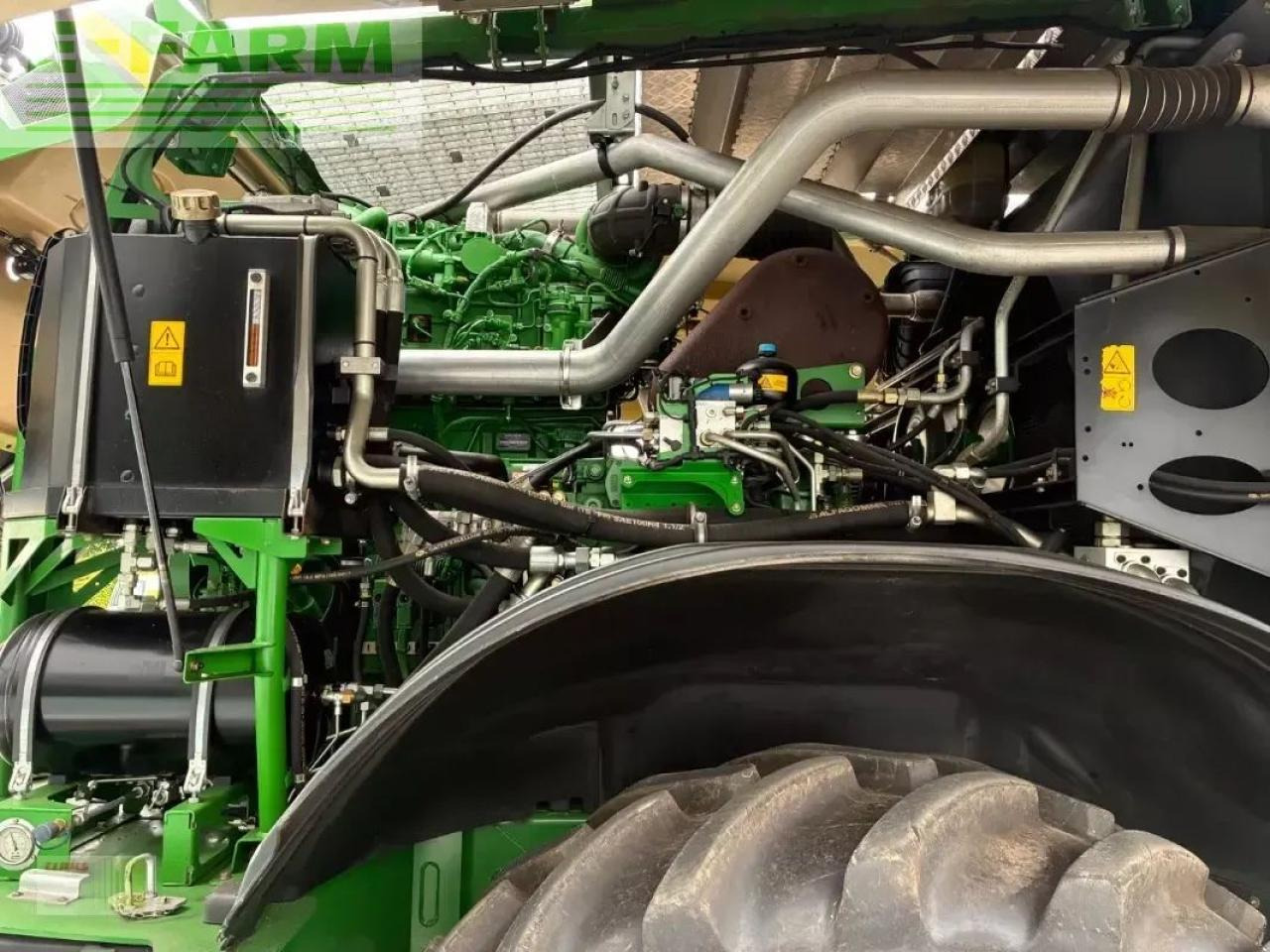 حصادة الأعلاف John Deere 8300i: صور 19