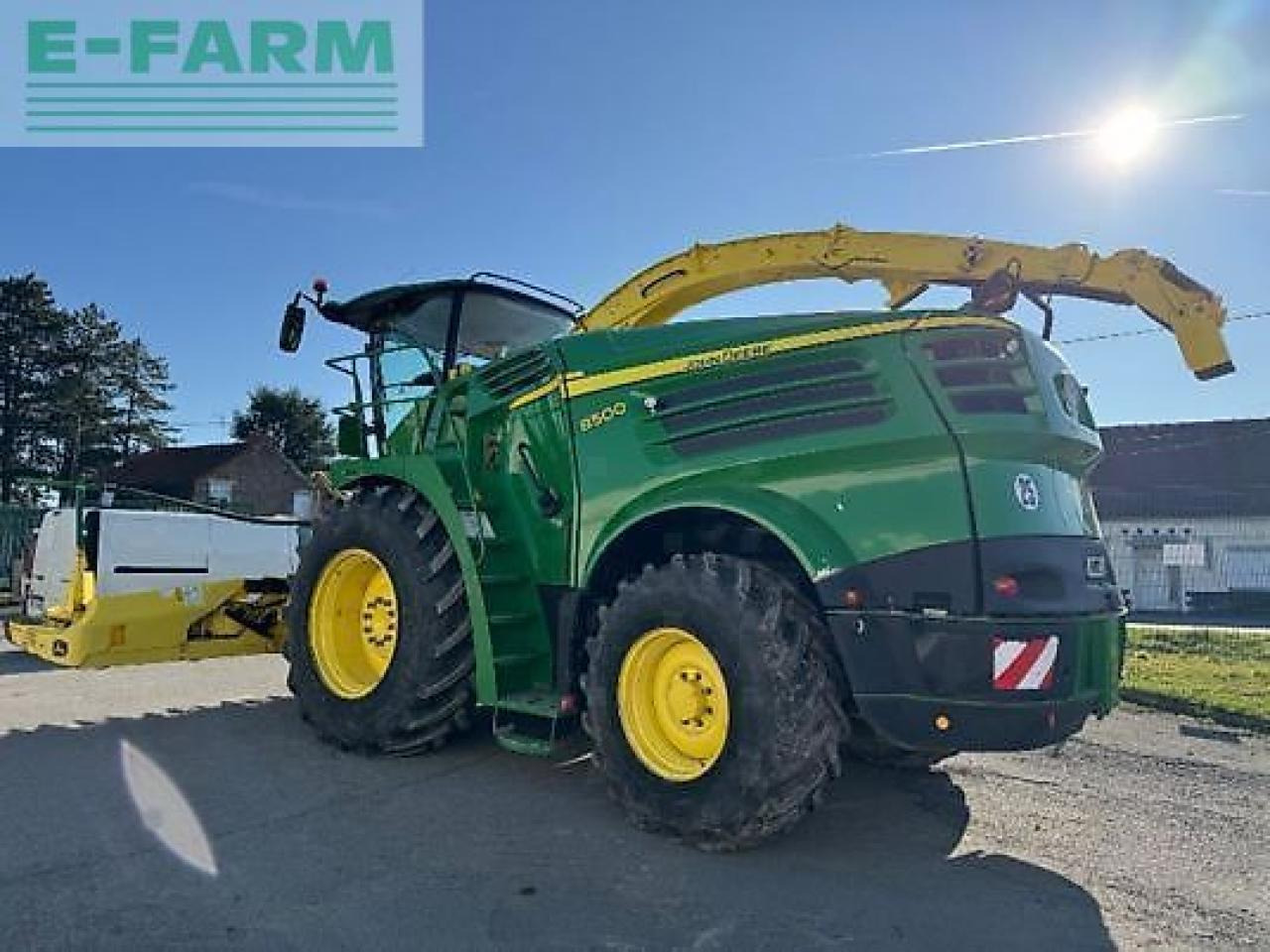 حصادة الأعلاف John Deere 8500: صور 8
