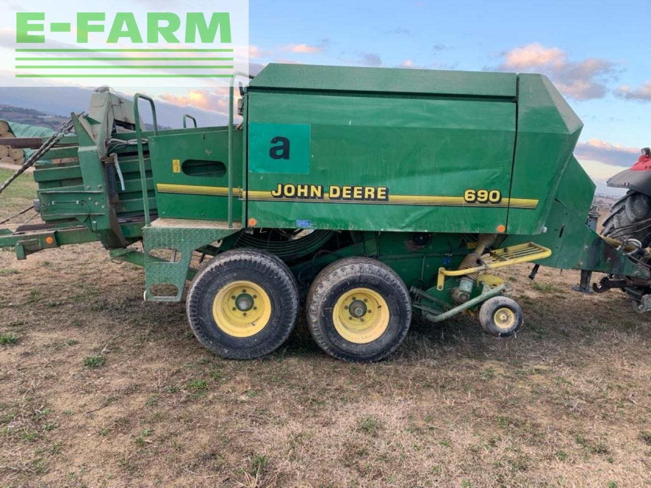 John Deere John Deere 690 - مكبس البالات المستطيله: صور 3 John Deere John Deere 690 - مكبس البالات المستطيله: صور 3