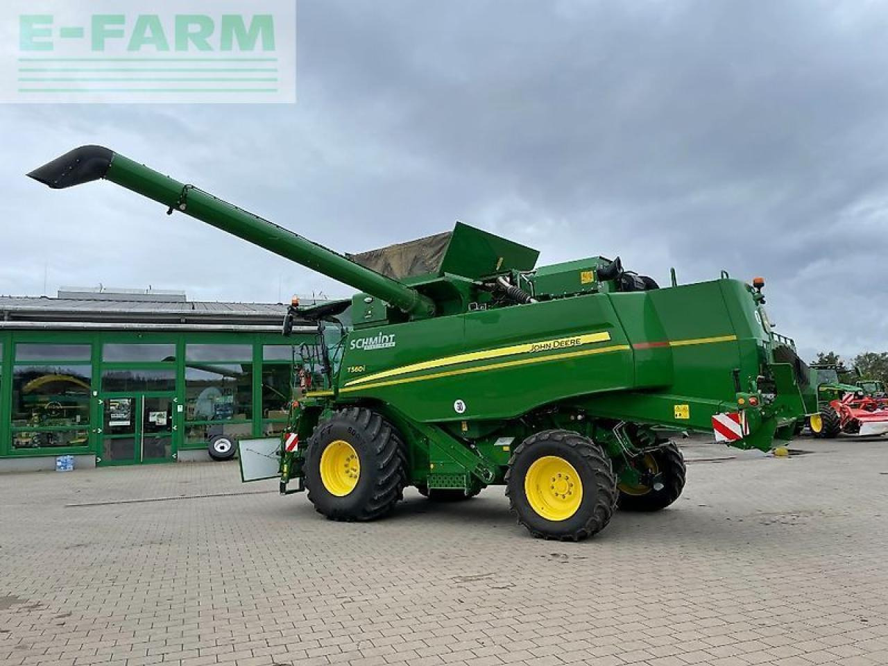 John Deere t560 - حصادة شاملة: صور 4 John Deere t560 - حصادة شاملة: صور 4