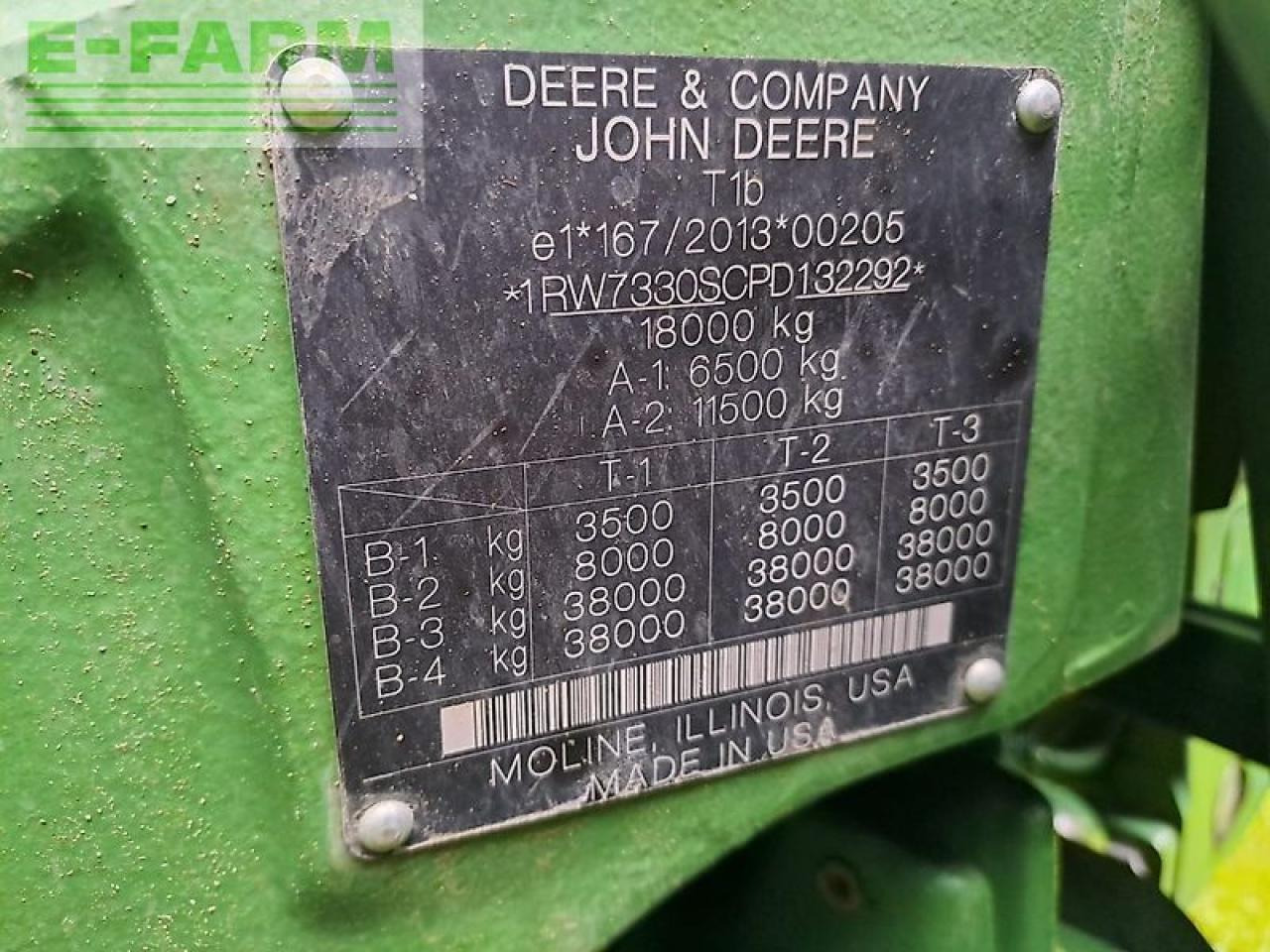 معدات حصادة الأعلاف John Deere traktor 7r330: صور 11