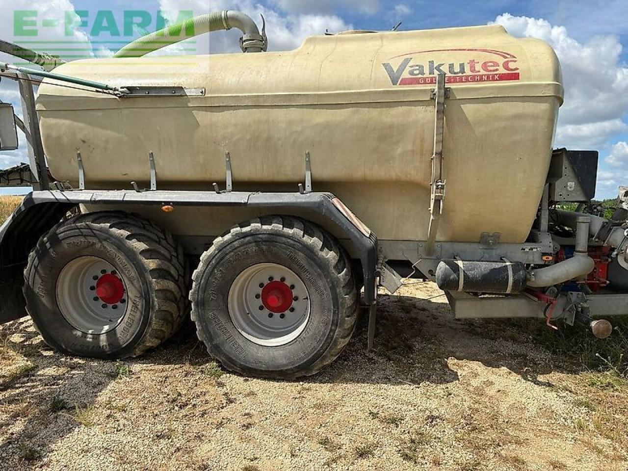 K 14 PUL 14m3 mit 15m Schleppschlauch - آلات الأسمدة: صور 3 K 14 PUL 14m3 mit 15m Schleppschlauch - آلات الأسمدة: صور 3