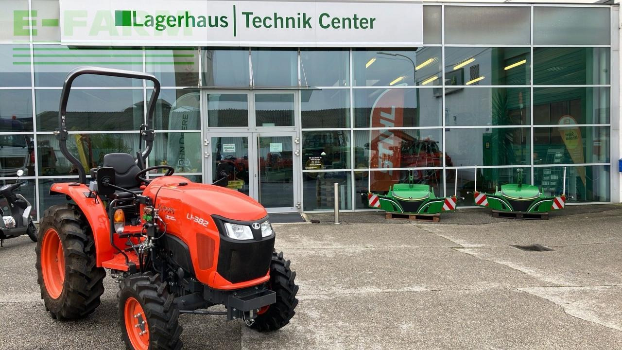 Kubota L1-382 - جرار: صور 3 Kubota L1-382 - جرار: صور 3