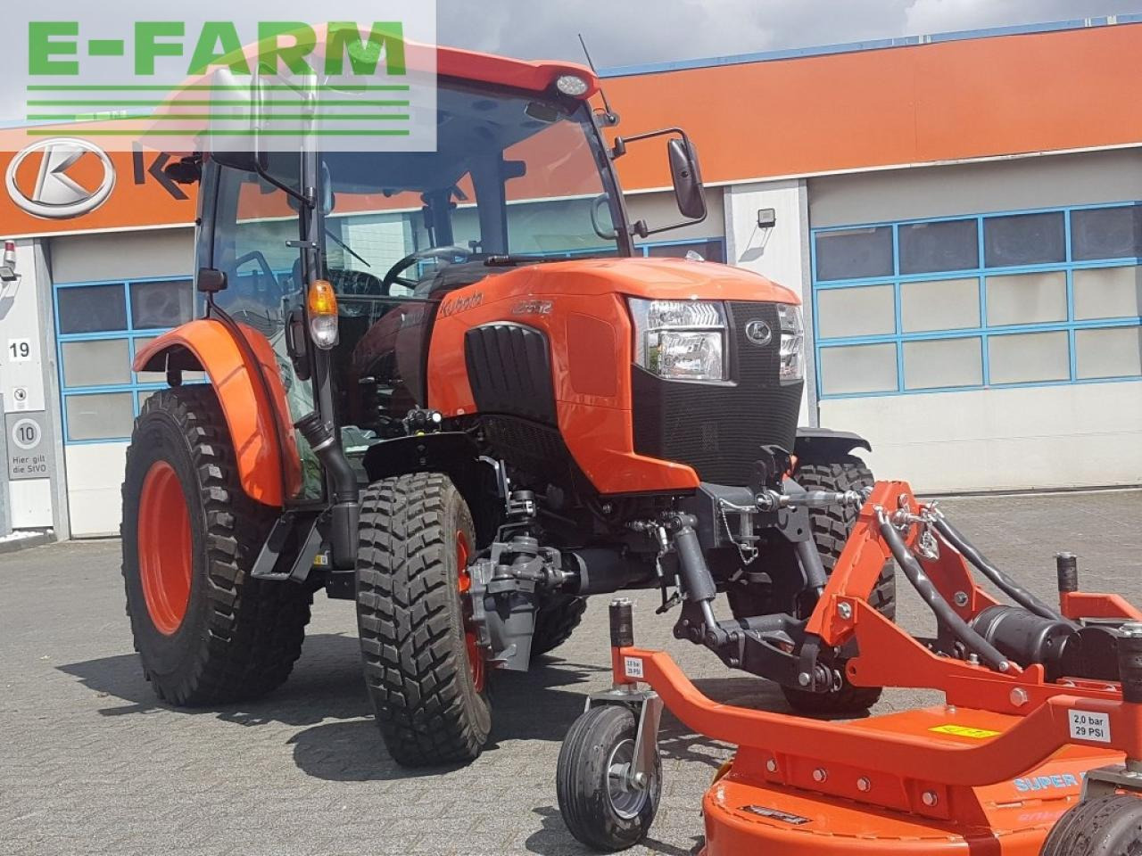 Kubota l2-552 - جرار: صور 3 Kubota l2-552 - جرار: صور 3