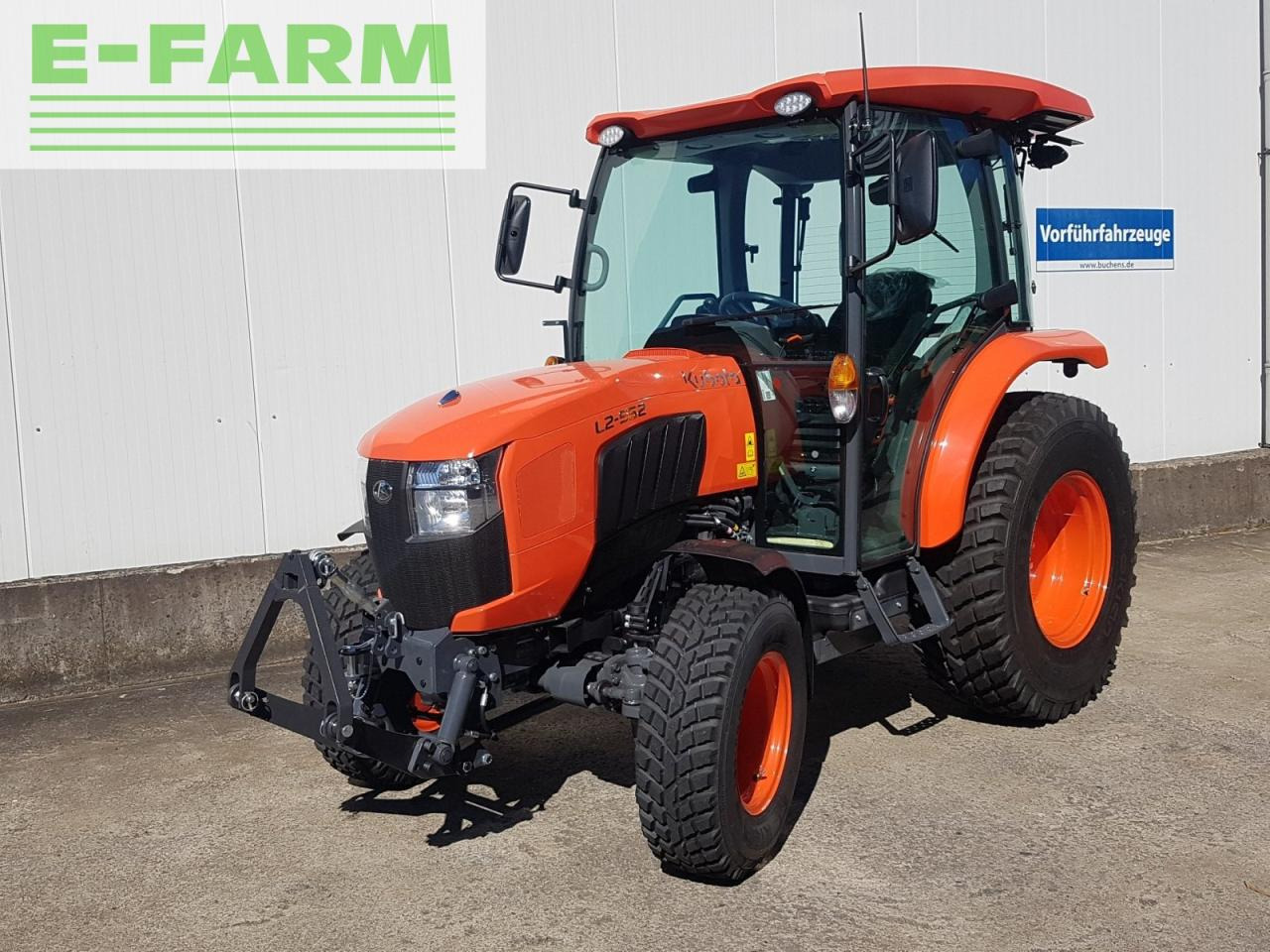 Kubota l2-552 - جرار: صور 3 Kubota l2-552 - جرار: صور 3