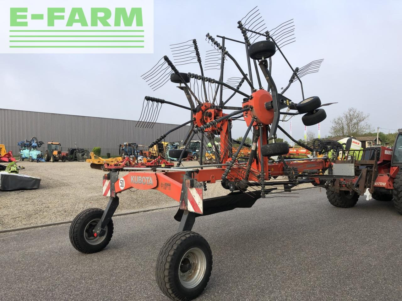 Kubota ra 2072 - لمّامَة القش: صور 5 Kubota ra 2072 - لمّامَة القش: صور 5