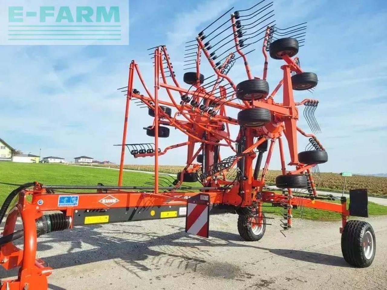 Kuhn ga7501+ 2-kreisel-mittelschwader - لمّامَة القش: صور 1 Kuhn ga7501+ 2-kreisel-mittelschwader - لمّامَة القش: صور 1