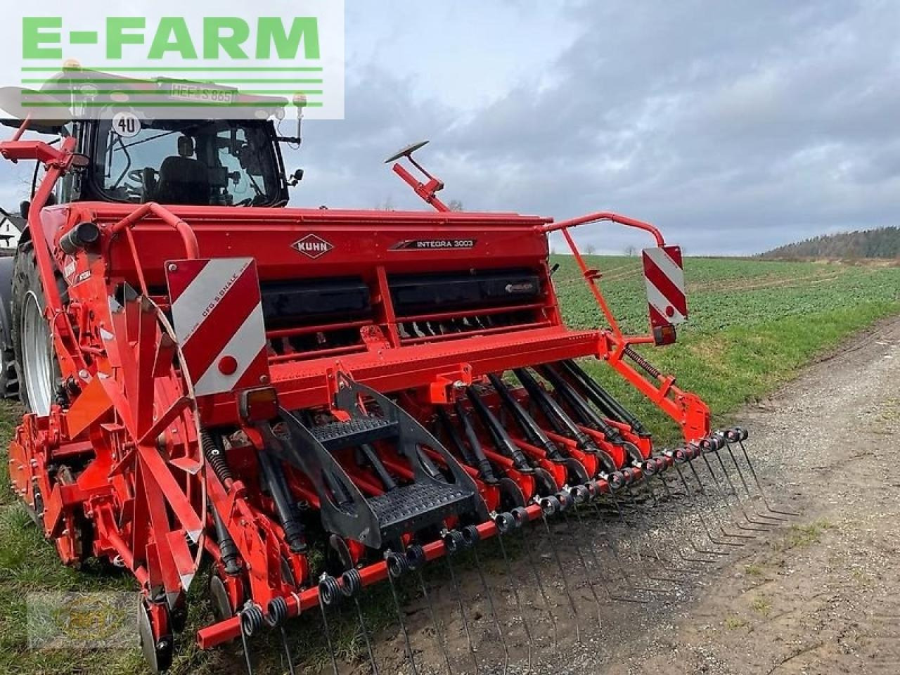 Kuhn integra 3003 sd - الة بذر: صور 1 Kuhn integra 3003 sd - الة بذر: صور 1