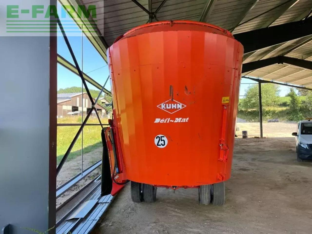 Kuhn profile plus 2070 - المعدات لتربية الماشية: صور 3 Kuhn profile plus 2070 - المعدات لتربية الماشية: صور 3