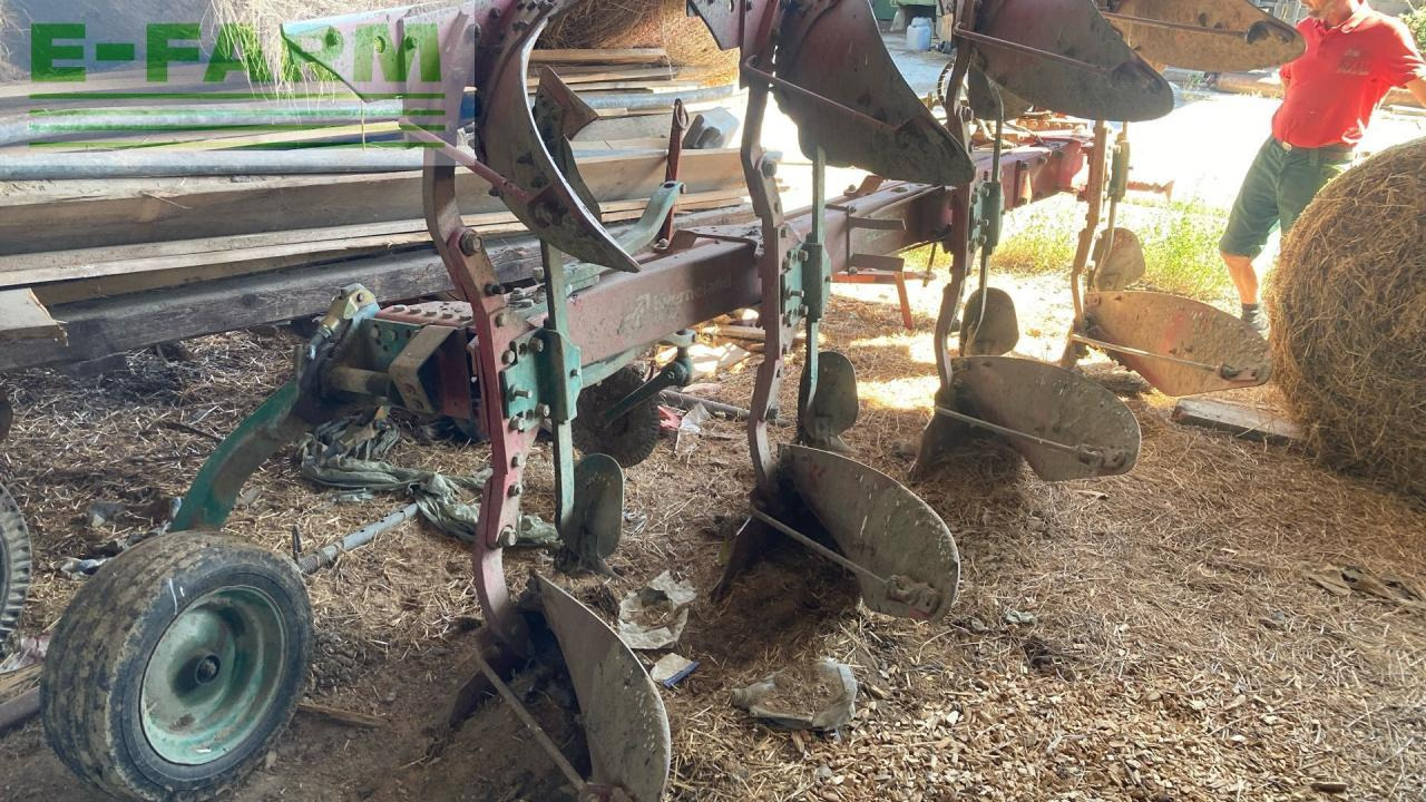 محراث Kverneland LB 100: صور 7