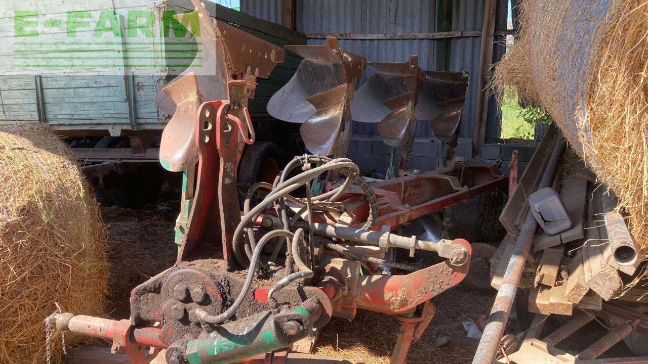 محراث Kverneland LB 100: صور 12