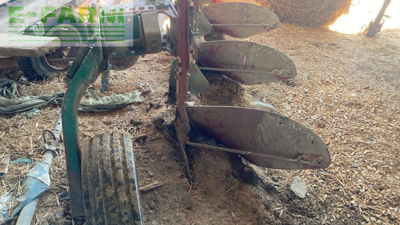 محراث Kverneland LB 100: صور 6