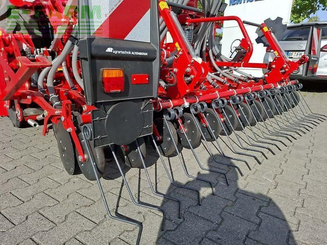 معدات بذار Kverneland e-drill mit s-serie kreiselegge: صور 6