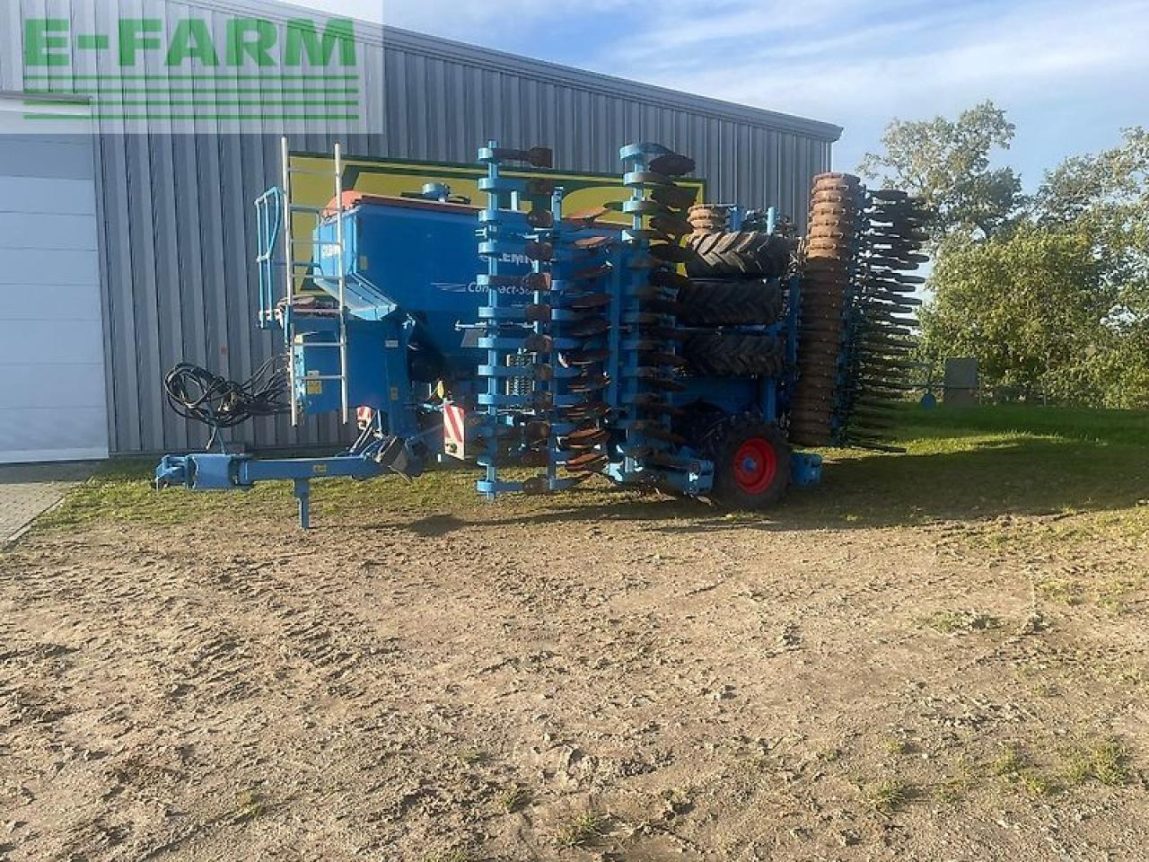Lemken compact solitair - معدات بذار: صور 1 Lemken compact solitair - معدات بذار: صور 1