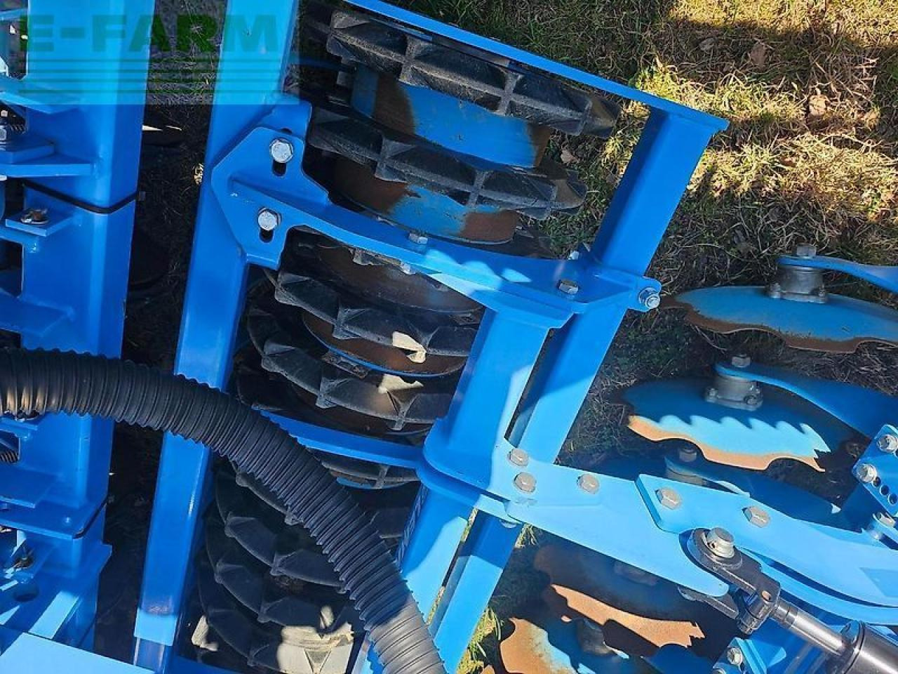 Lemken solitär 8+ / 300 - معدات بذار: صور 4 Lemken solitär 8+ / 300 - معدات بذار: صور 4