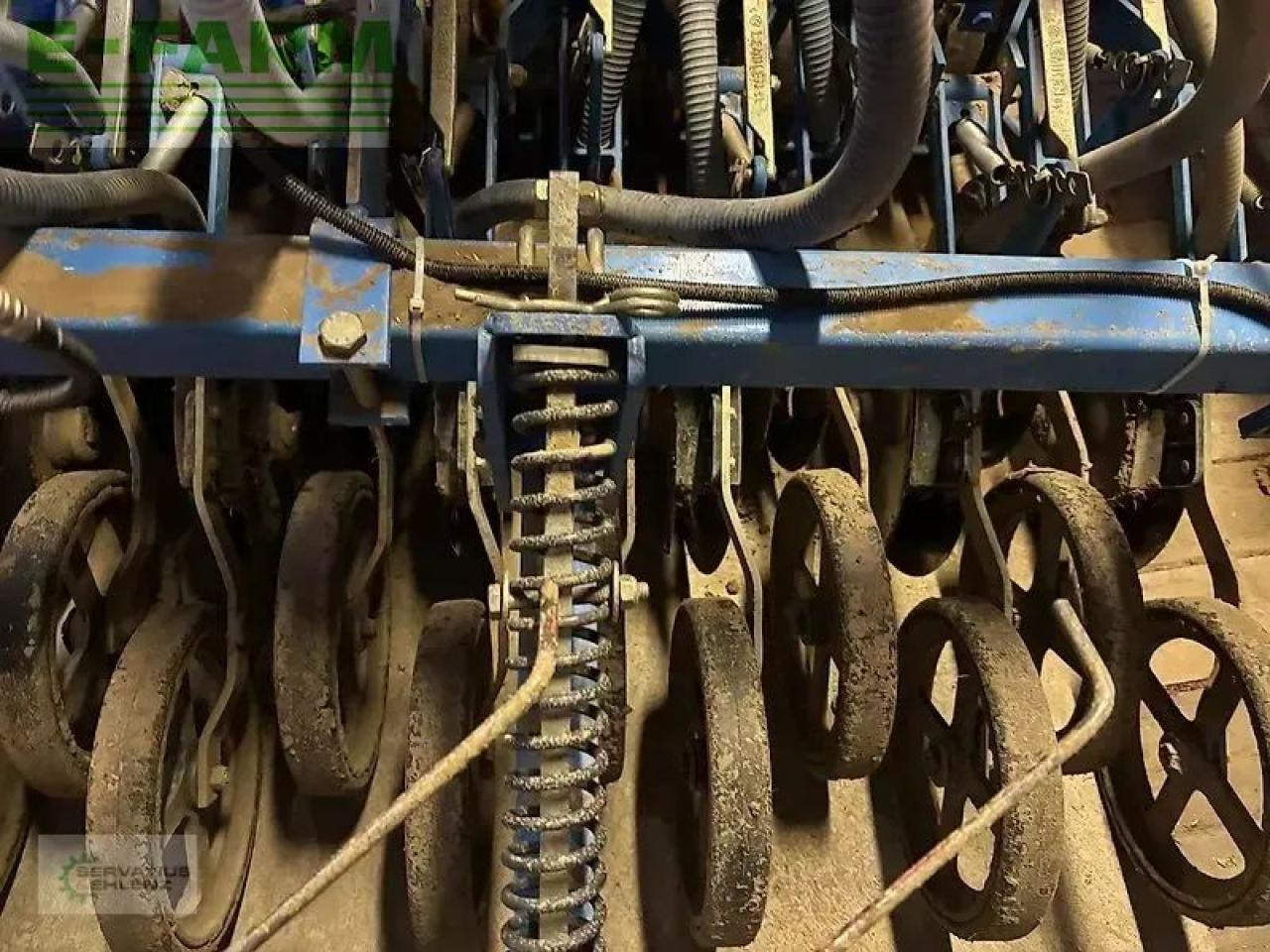 الة بذر Lemken zirkon 10/300 + solitair 8/300: صور 8 الة بذر Lemken zirkon 10/300 + solitair 8/300: صور 8