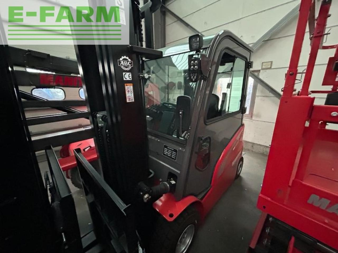 Manitou me 425 - رافعة شوكية: صور 1 Manitou me 425 - رافعة شوكية: صور 1