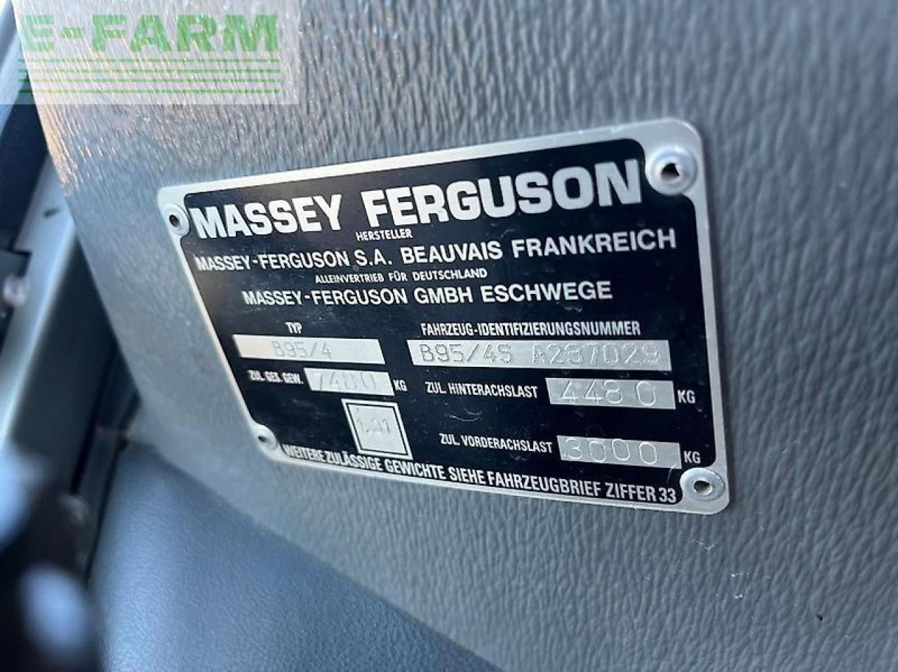 جرار Massey Ferguson 3085 e: صور 8 جرار Massey Ferguson 3085 e: صور 8