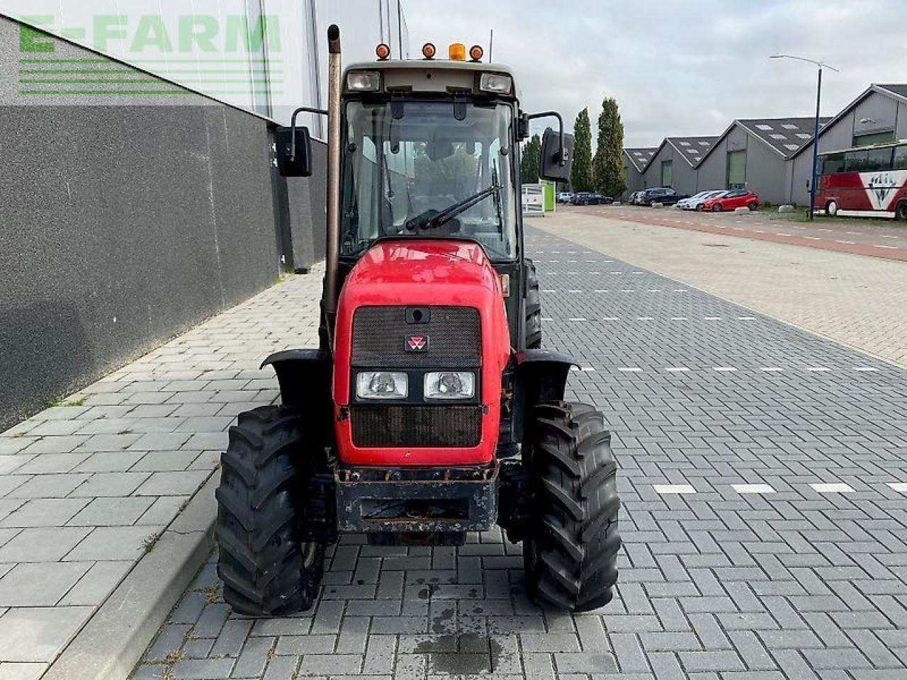 جرار Massey Ferguson 3435 gev: صور 8