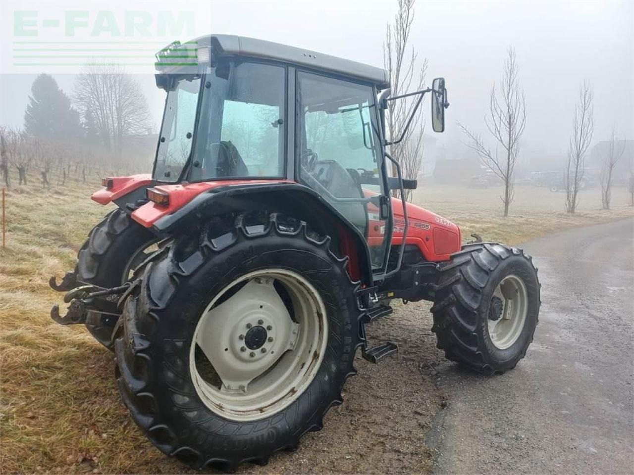Massey Ferguson 4255-4 kl - جرار: صور 4 Massey Ferguson 4255-4 kl - جرار: صور 4