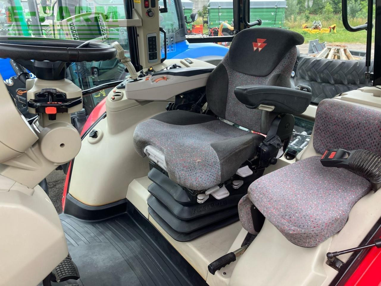 جرار Massey Ferguson 7720: صور 15