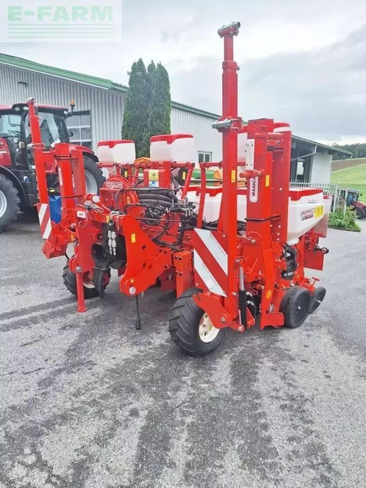 Mustang magica 6-reihige isotronic einzelkornsämaschine - وضع البذور فى خطوط: صور 1 Mustang magica 6-reihige isotronic einzelkornsämaschine - وضع البذور فى خطوط: صور 1