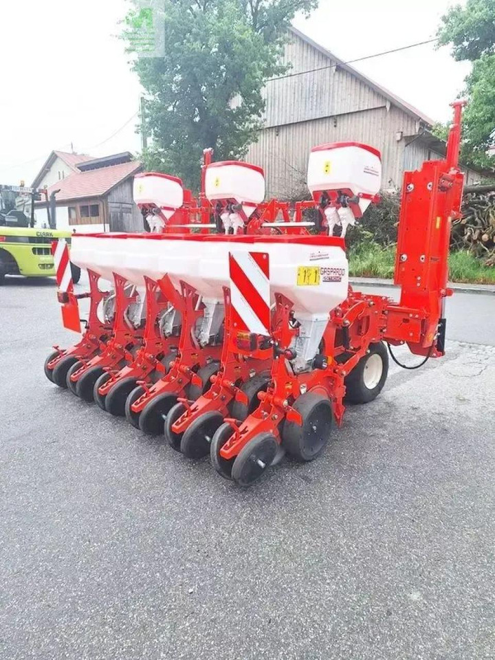 Mustang magica 6-reihige isotronic einzelkornsämaschine - وضع البذور فى خطوط: صور 4 Mustang magica 6-reihige isotronic einzelkornsämaschine - وضع البذور فى خطوط: صور 4