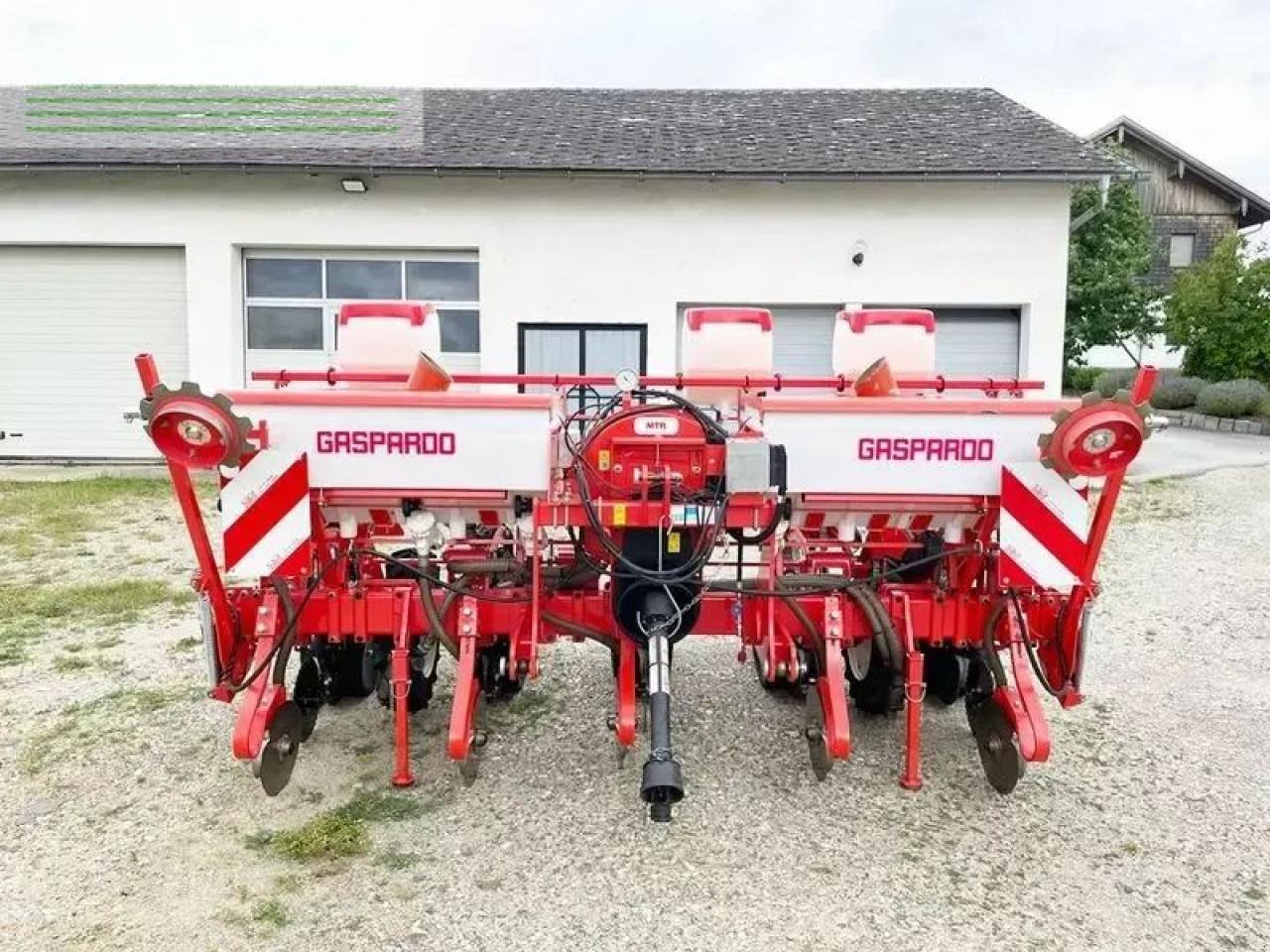 Mustang mtr 5-reihige einzelkornsämaschine - وضع البذور فى خطوط: صور 2 Mustang mtr 5-reihige einzelkornsämaschine - وضع البذور فى خطوط: صور 2