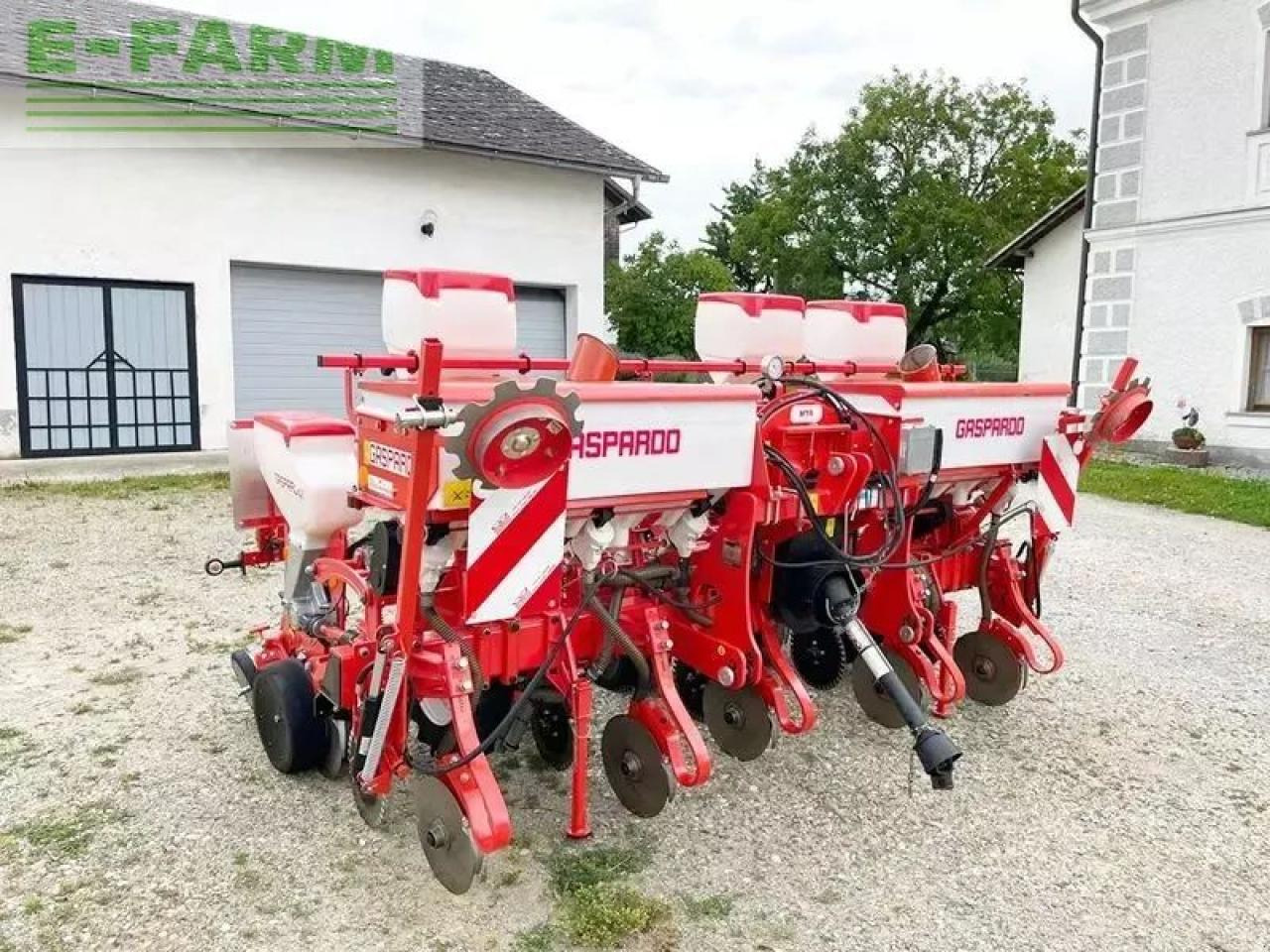 Mustang mtr 5-reihige einzelkornsämaschine - وضع البذور فى خطوط: صور 3 Mustang mtr 5-reihige einzelkornsämaschine - وضع البذور فى خطوط: صور 3