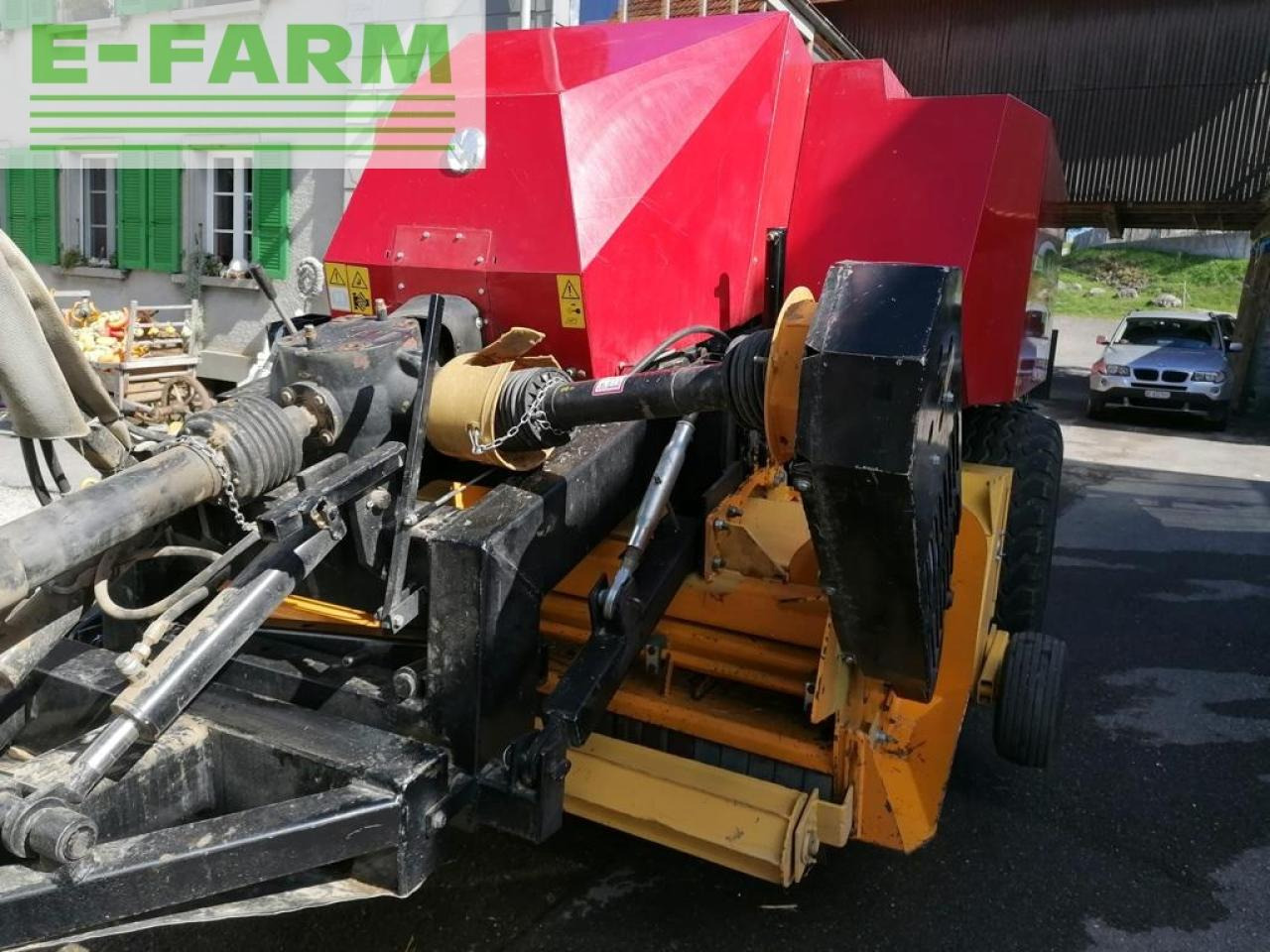 New Holland BB 920 - مكبس البالات المستطيله: صور 4 New Holland BB 920 - مكبس البالات المستطيله: صور 4