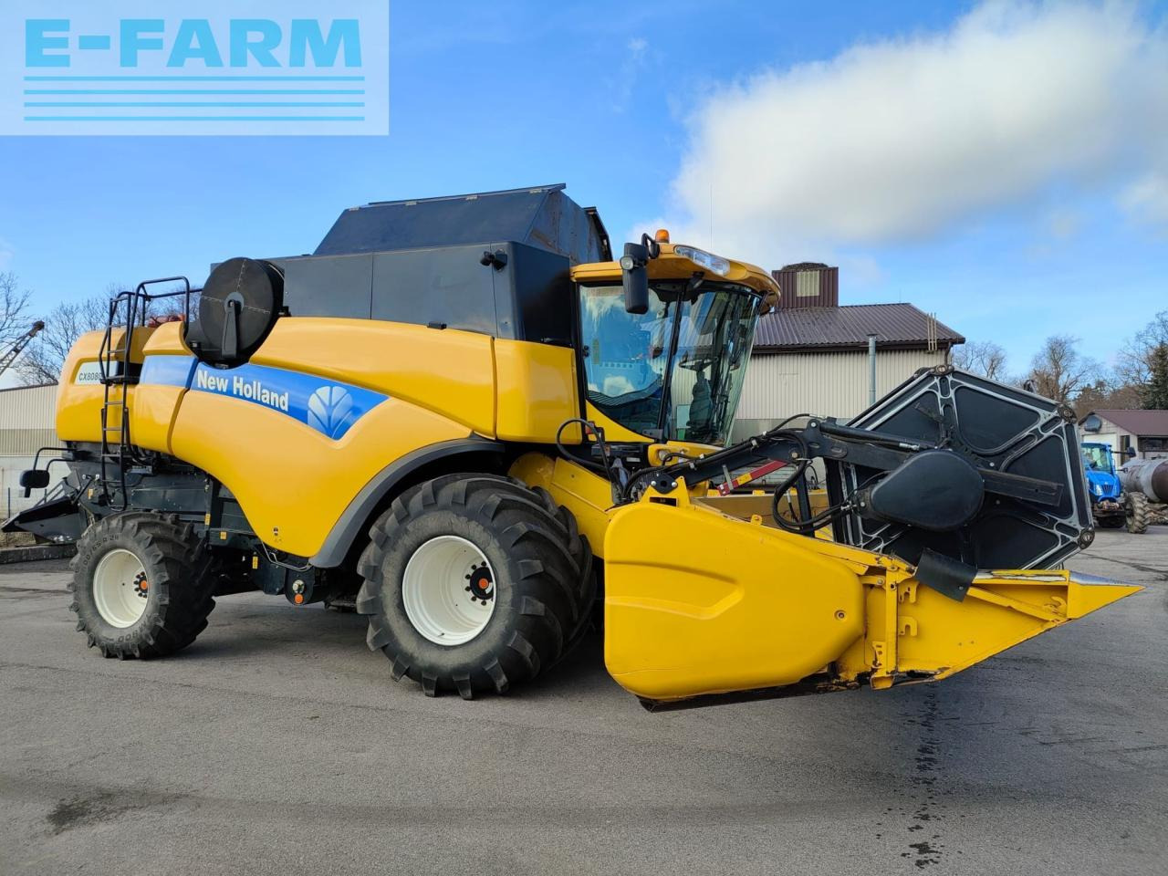 New Holland CX8080 - حصادة شاملة: صور 1 New Holland CX8080 - حصادة شاملة: صور 1