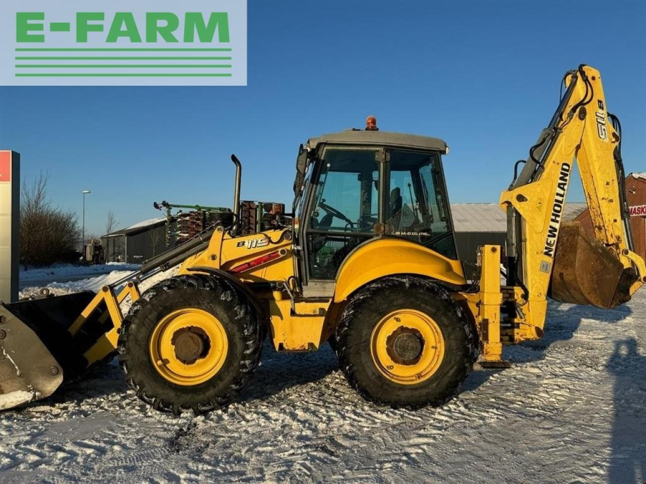 New Holland b115-4ps - جرار: صور 4 New Holland b115-4ps - جرار: صور 4