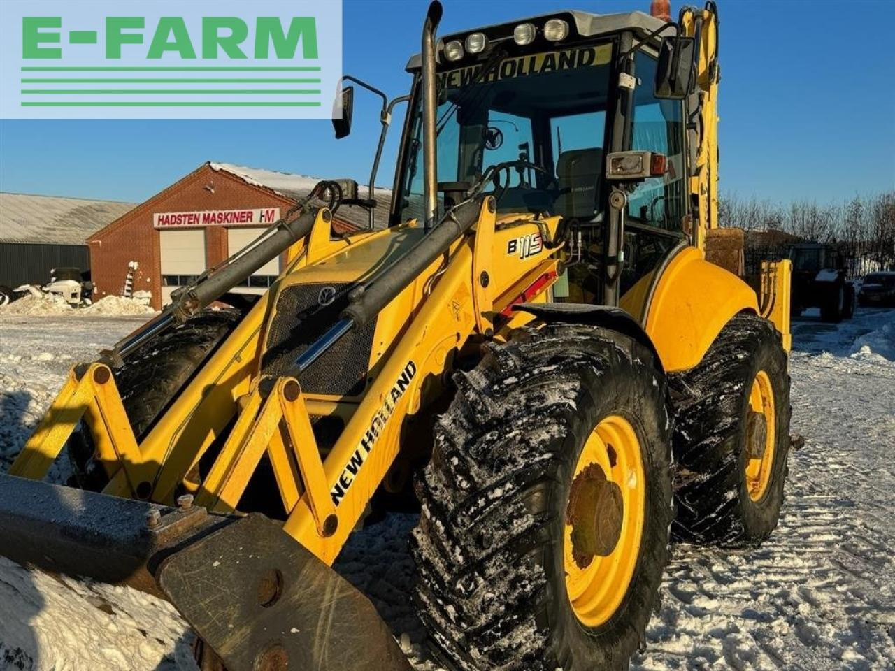 New Holland b115-4ps - جرار: صور 3 New Holland b115-4ps - جرار: صور 3