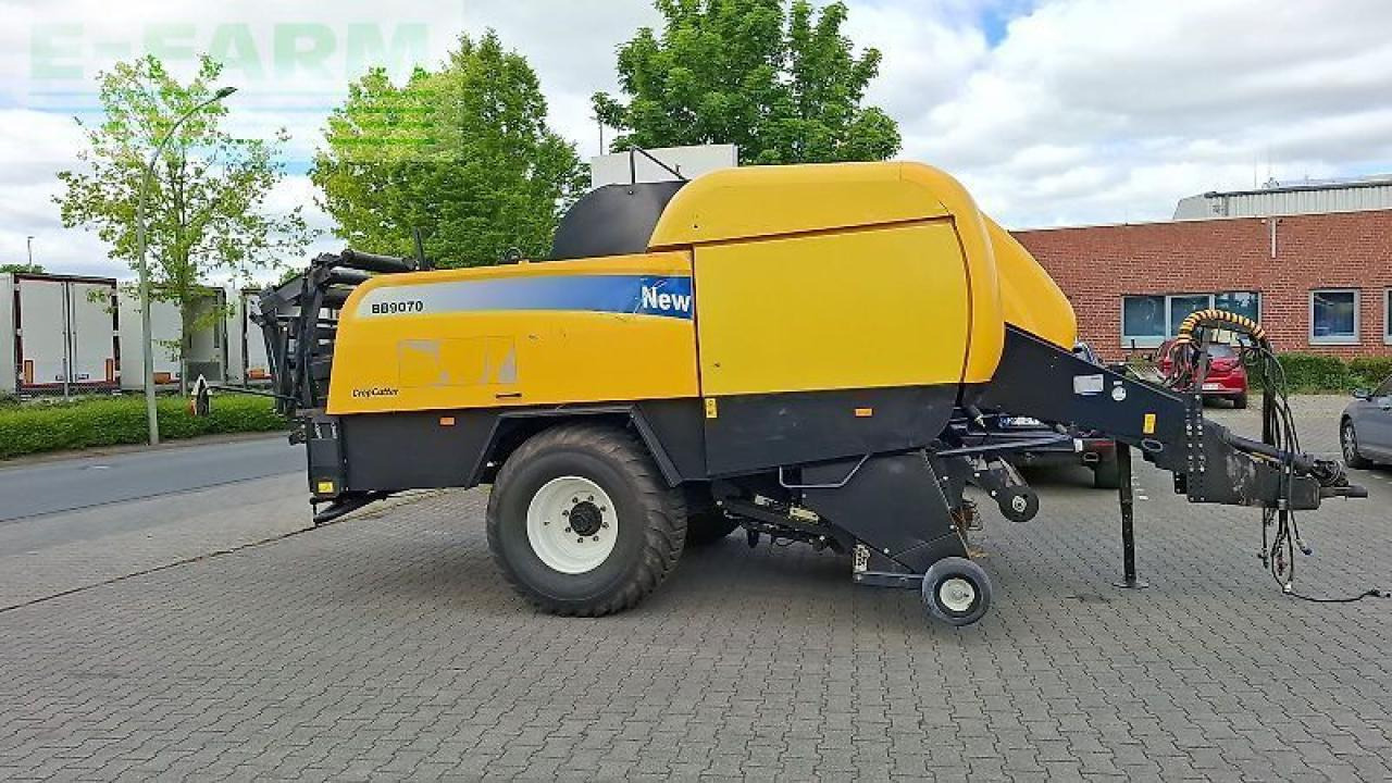 New Holland bb 9070 - مكبس البالات المستطيله: صور 5 New Holland bb 9070 - مكبس البالات المستطيله: صور 5