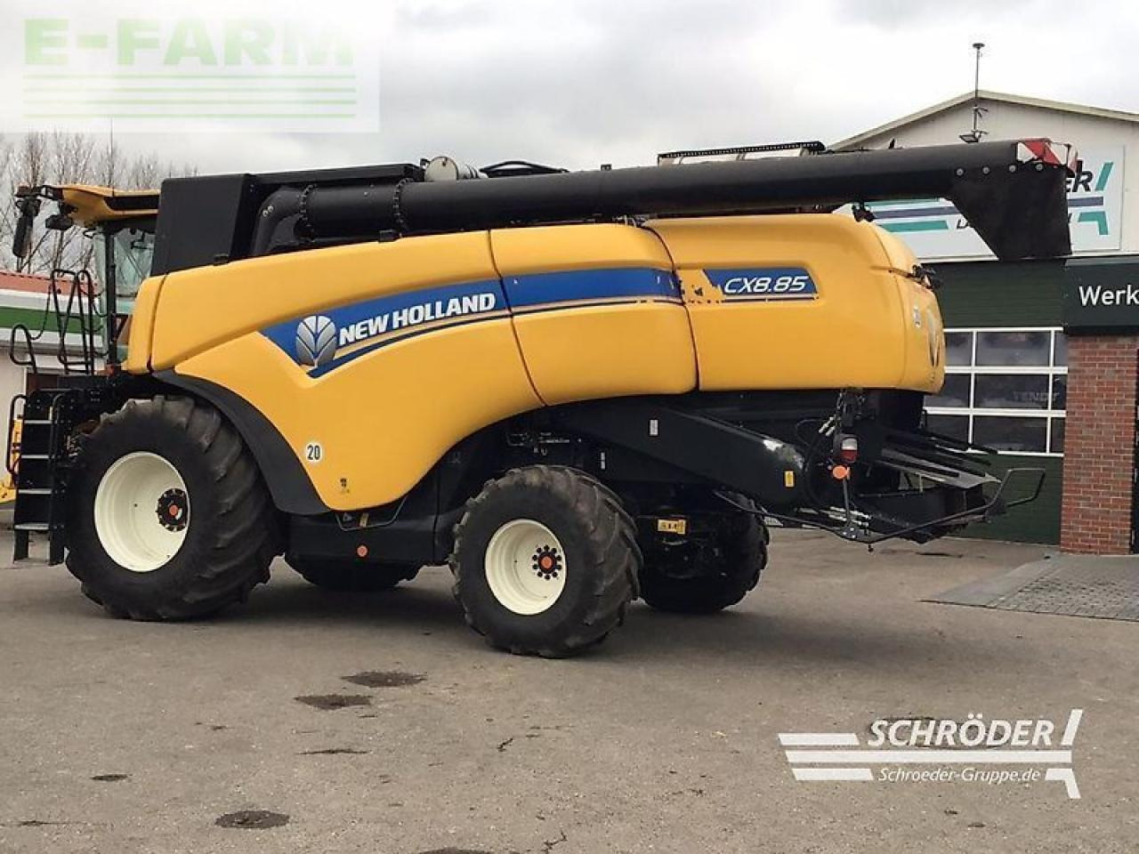 New Holland cx 8.85 + schneidwerk 7,60m - حصادة شاملة: صور 4 New Holland cx 8.85 + schneidwerk 7,60m - حصادة شاملة: صور 4