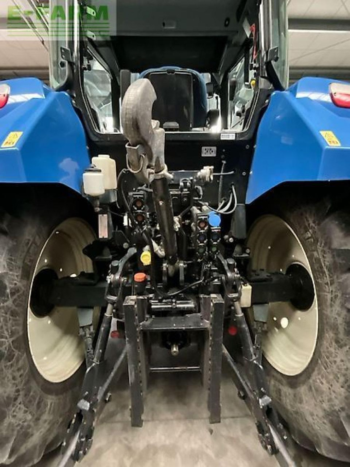 New Holland t 5.105 electro command - جرار: صور 3 New Holland t 5.105 electro command - جرار: صور 3