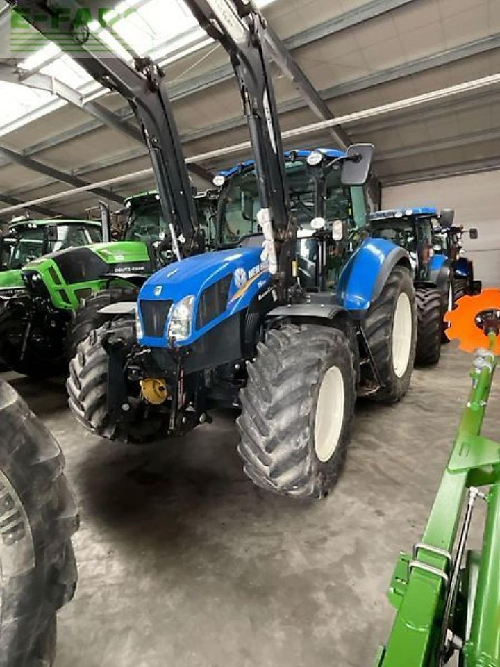 New Holland t 5.105 electro command - جرار: صور 1 New Holland t 5.105 electro command - جرار: صور 1