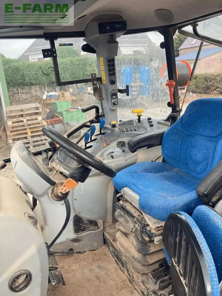 New Holland t5 95 electro command - جرار: صور 4 New Holland t5 95 electro command - جرار: صور 4