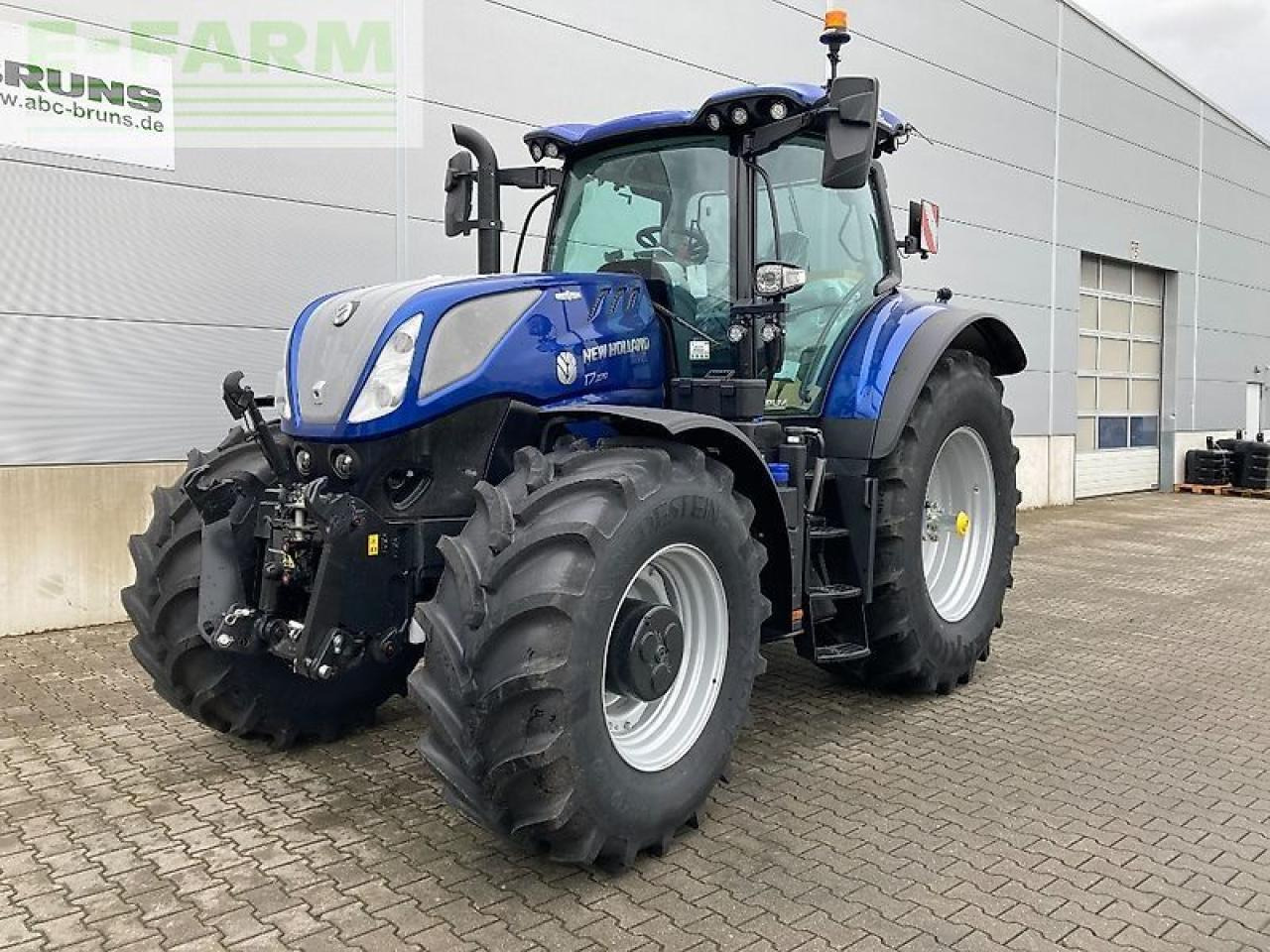New Holland t7.270 autocommand new gen - جرار: صور 5 New Holland t7.270 autocommand new gen - جرار: صور 5