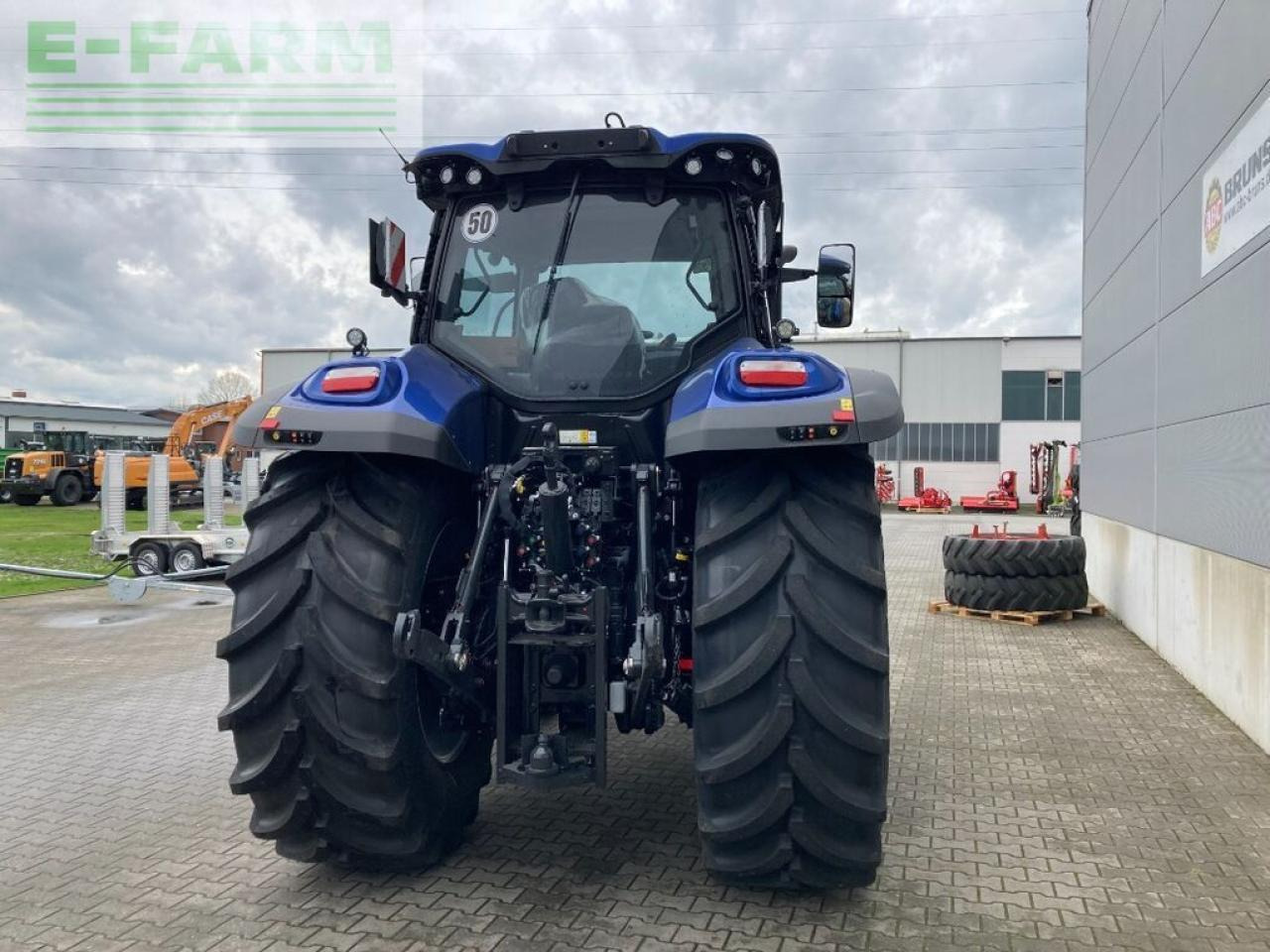 New Holland t7.270 autocommand new gen - جرار: صور 3 New Holland t7.270 autocommand new gen - جرار: صور 3